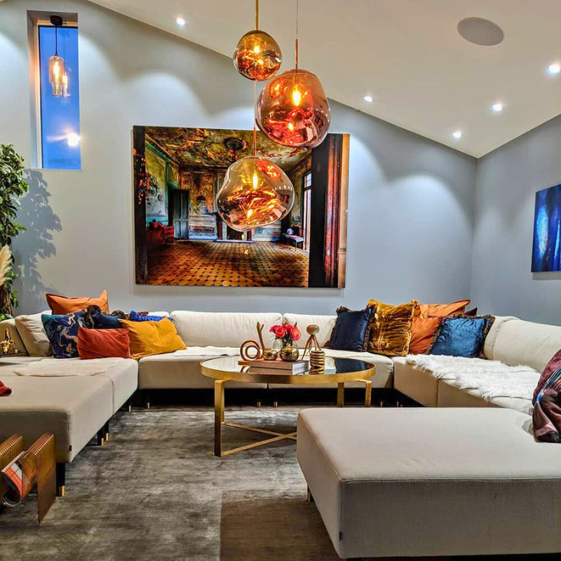 Lava Pendant Light Room
